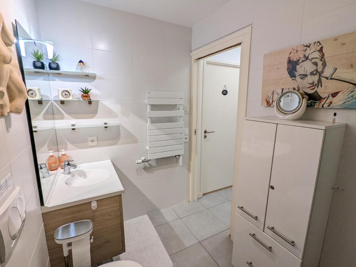 Arcachon Centre Ville - Charmant T2 Avec Balcon, Parking Securise, Proche Gare, Commerces Et Plage - Fr-1-420-90 Ngoại thất bức ảnh